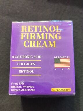 Retinol Firming Cream with Hyaluronic Acid And Collagen